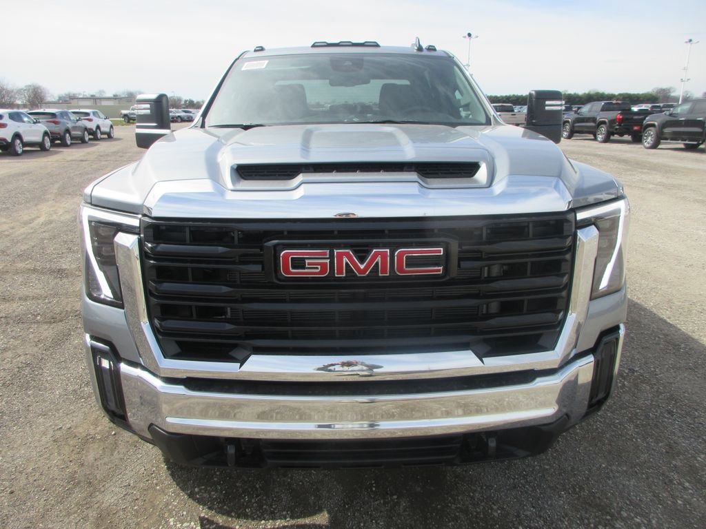 New 2026 GMC Sierra 3500 Pro image 12