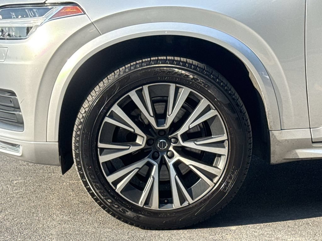 Used 2021 Volvo XC90 T5 Momentum w/ Climate Package AWD/4WD image 17