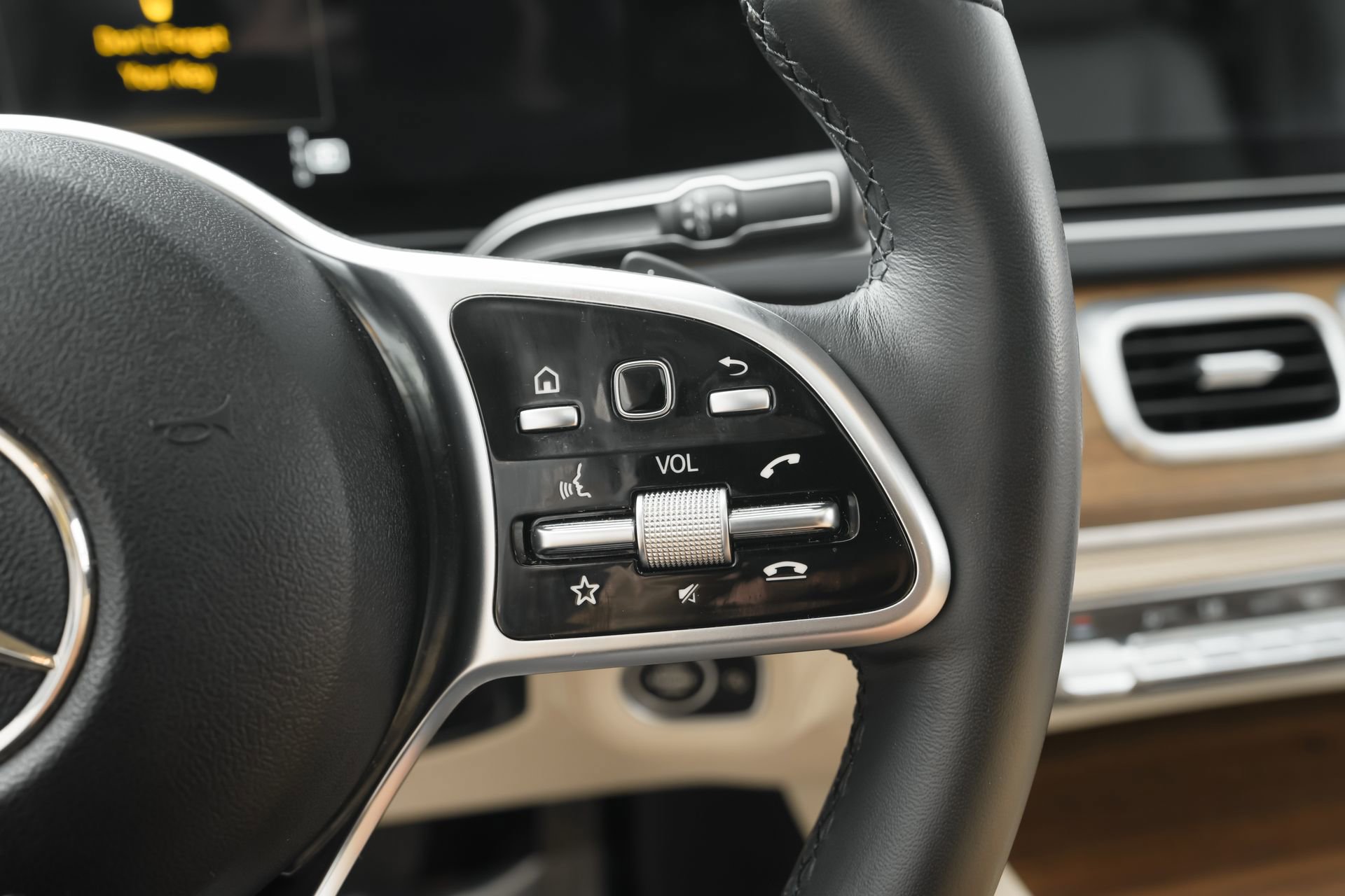 Used 2023 Mercedes-Benz GLE 450 4MATIC image 20