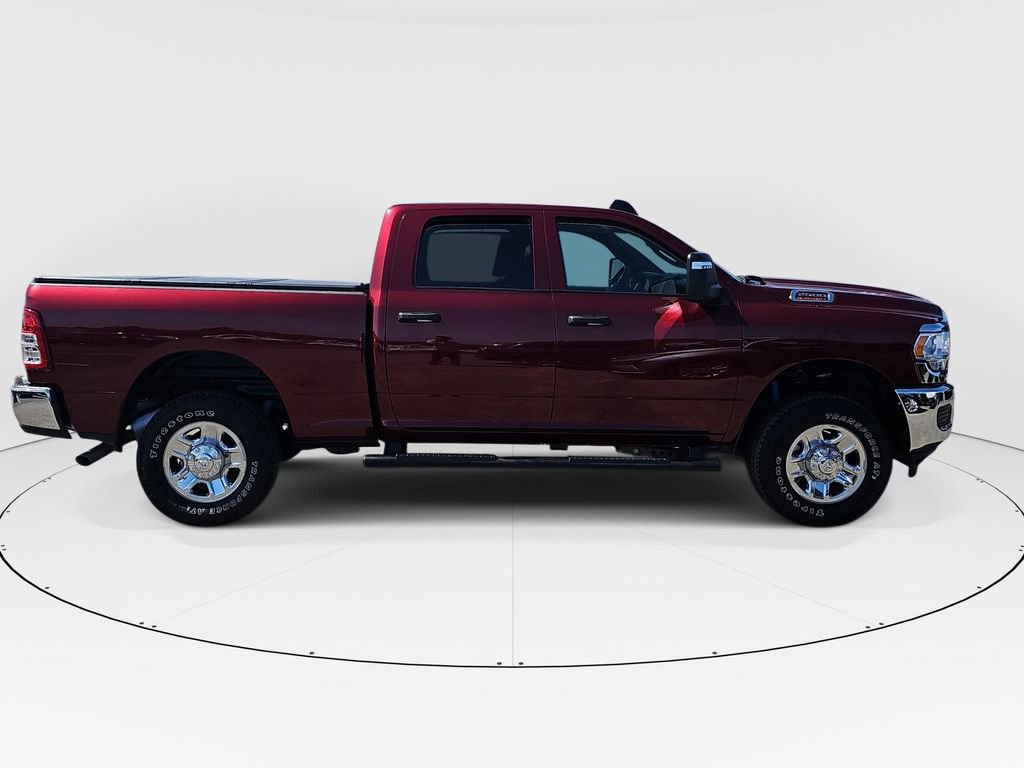 Used 2024 RAM 2500 Tradesman w/ Chrome Appearance Group AWD/4WD image 2