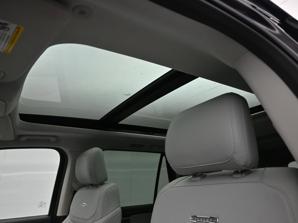 Certified 2025 Ford Expedition Max Platinum image 10