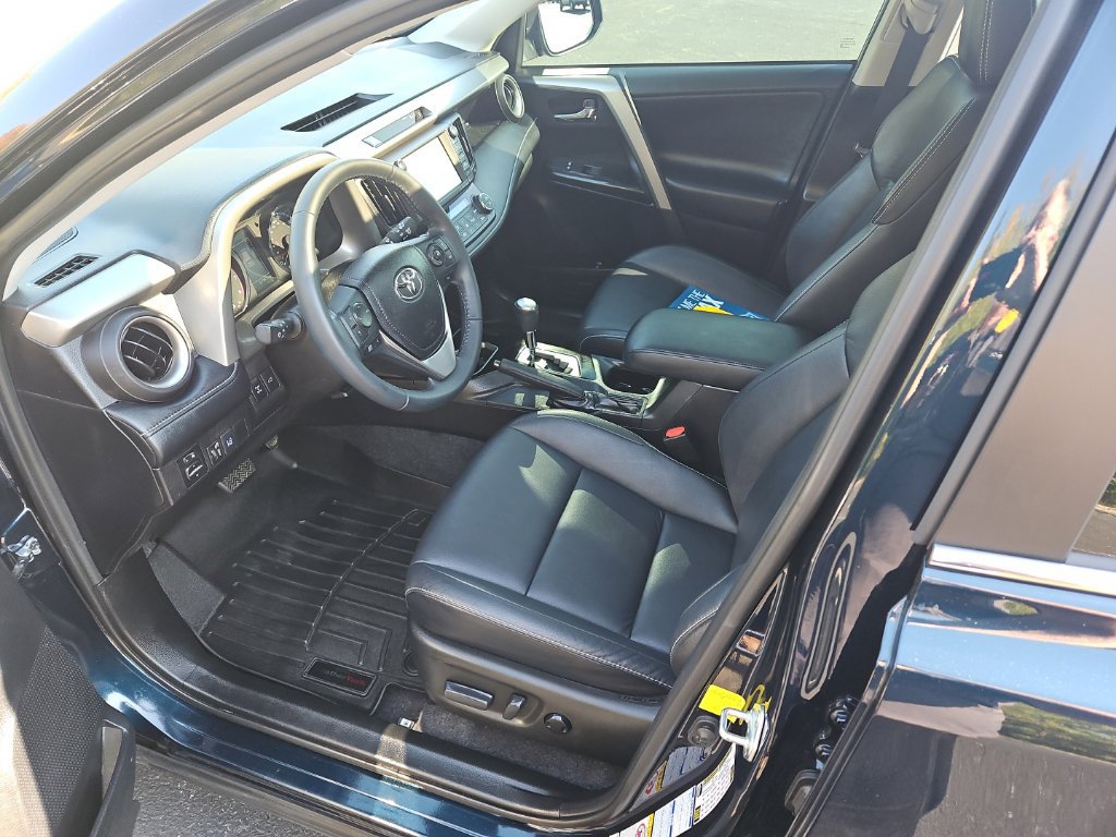 Used 2017 Toyota RAV4 Limited AWD/4WD image 15