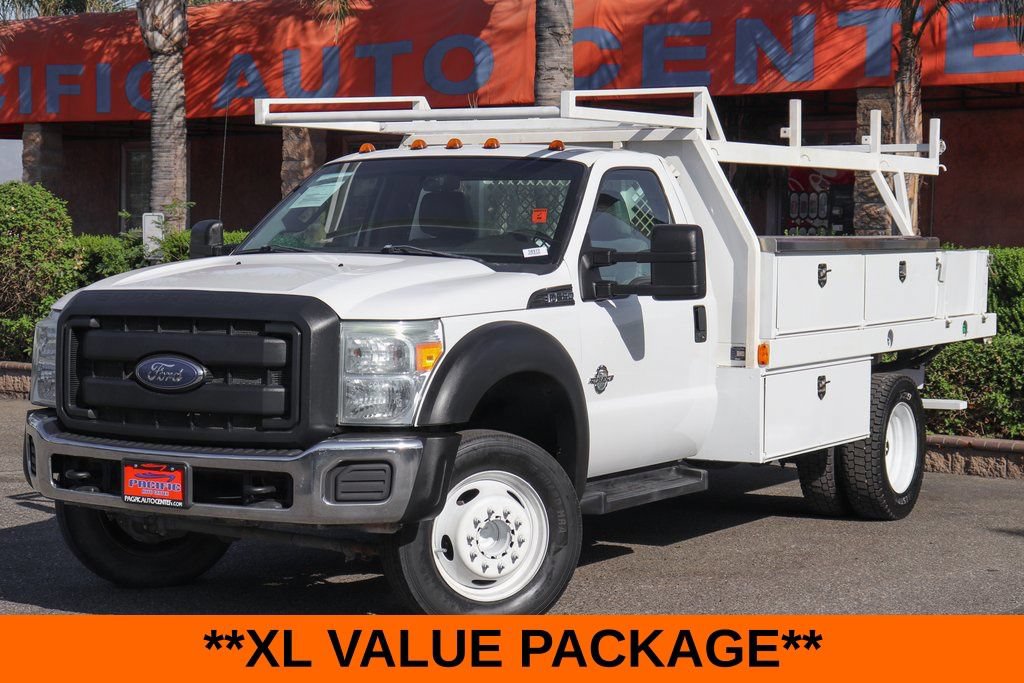 Used 2015 Ford F550 2WD Regular Cab Super Duty image 4