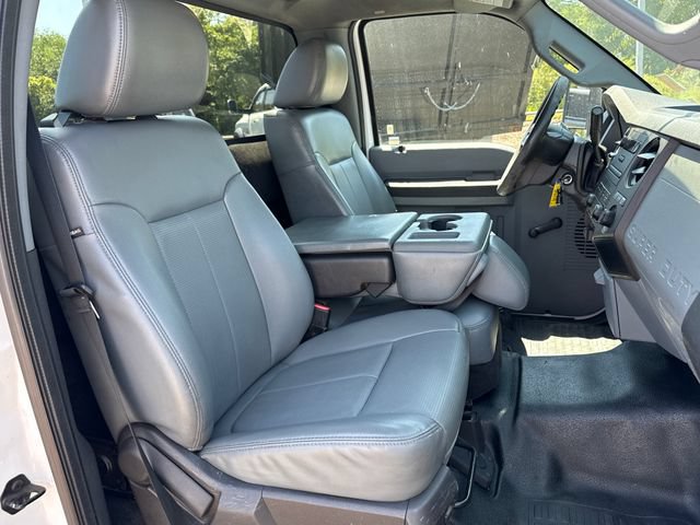 Used 2016 Ford F250 XL w/ Camper Package RWD image 16