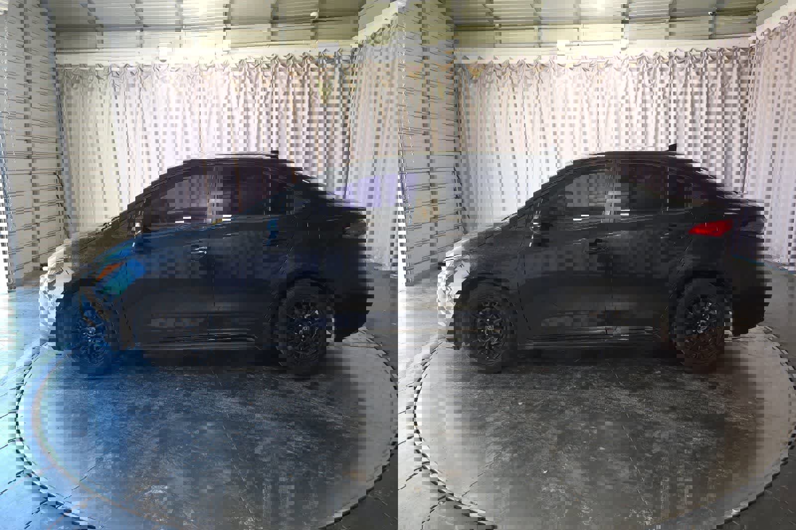 Used 2020 Toyota Corolla LE image 6