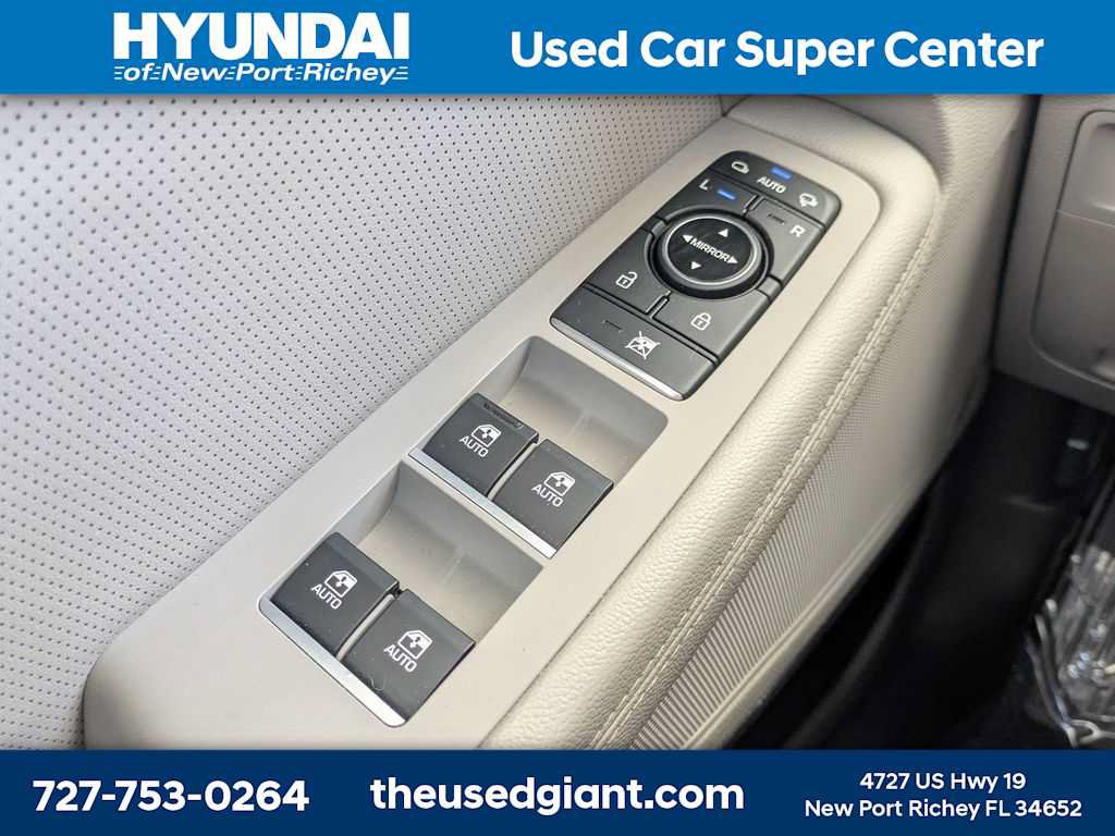 Used 2018 Genesis G80 3.8 w/ Option Group 02 RWD image 35