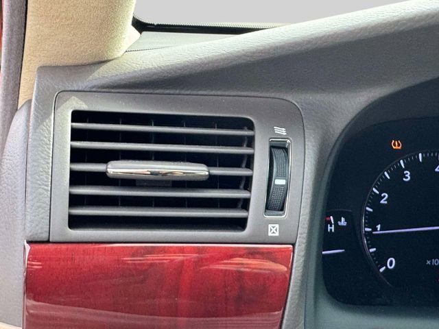 Used 2011 Lexus LS 460 L w/ Luxury Pkg image 24