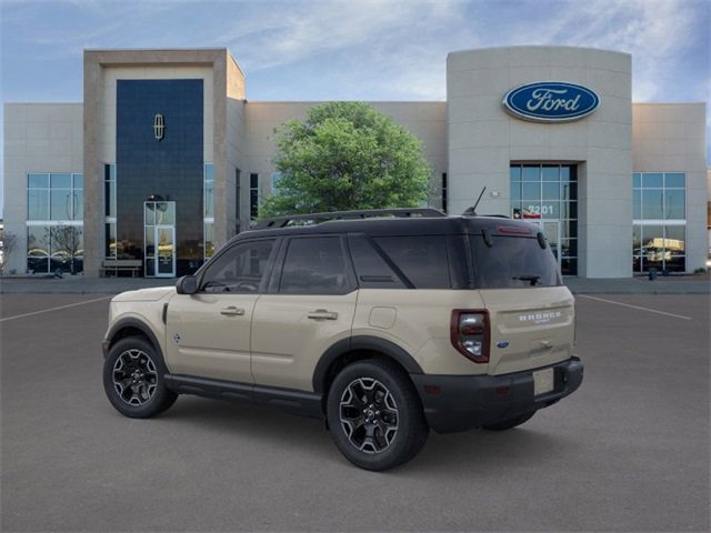 New 2025 Ford Bronco Sport Outer Banks image 4