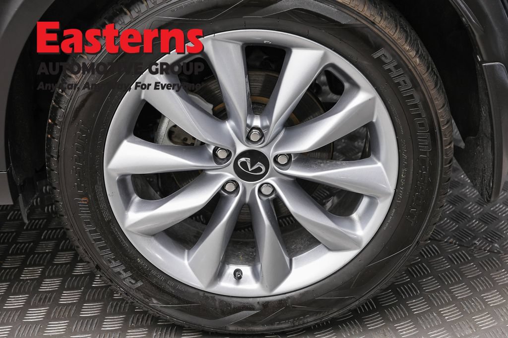 Used 2022 INFINITI QX50 Luxe AWD/4WD image 8