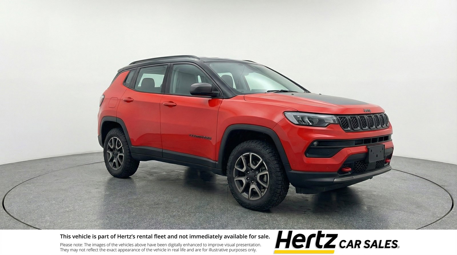 Used 2025 Jeep Compass Trailhawk image 1