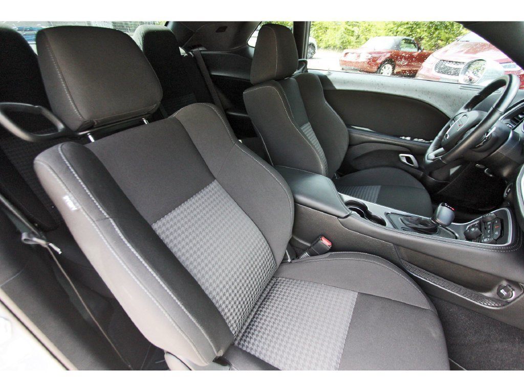 Used 2021 Dodge Challenger R/T Scat Pack RWD image 9