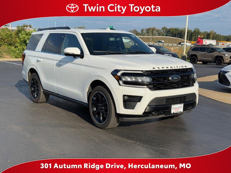 Used 2023 Ford Expedition Limited