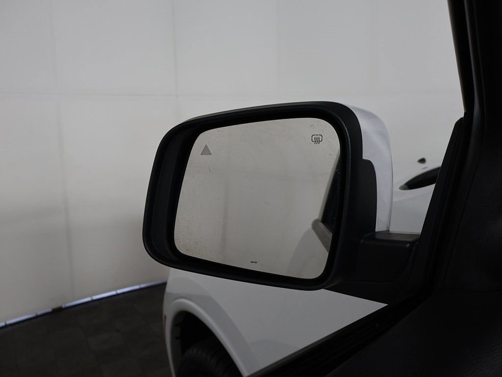 Used 2022 Dodge Durango GT image 34