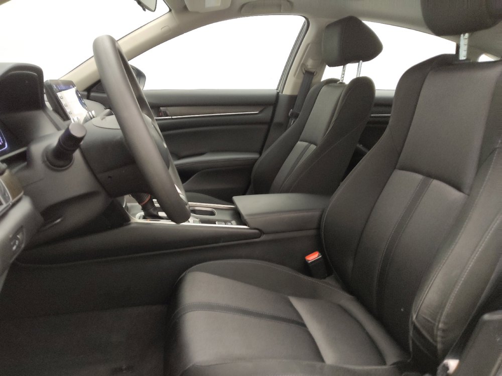 Used 2020 Honda Accord EX image 17