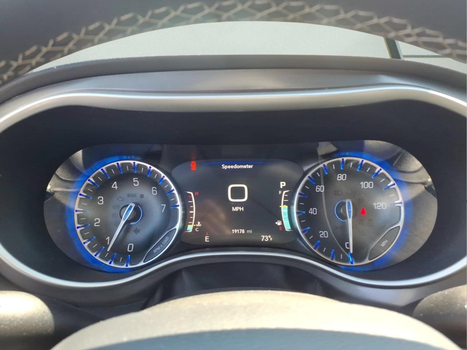 Used 2025 Chrysler Pacifica Select FWD image 20