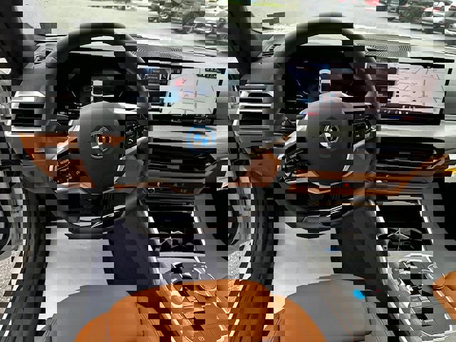 New 2025 BMW i4 xDrive40i image 15