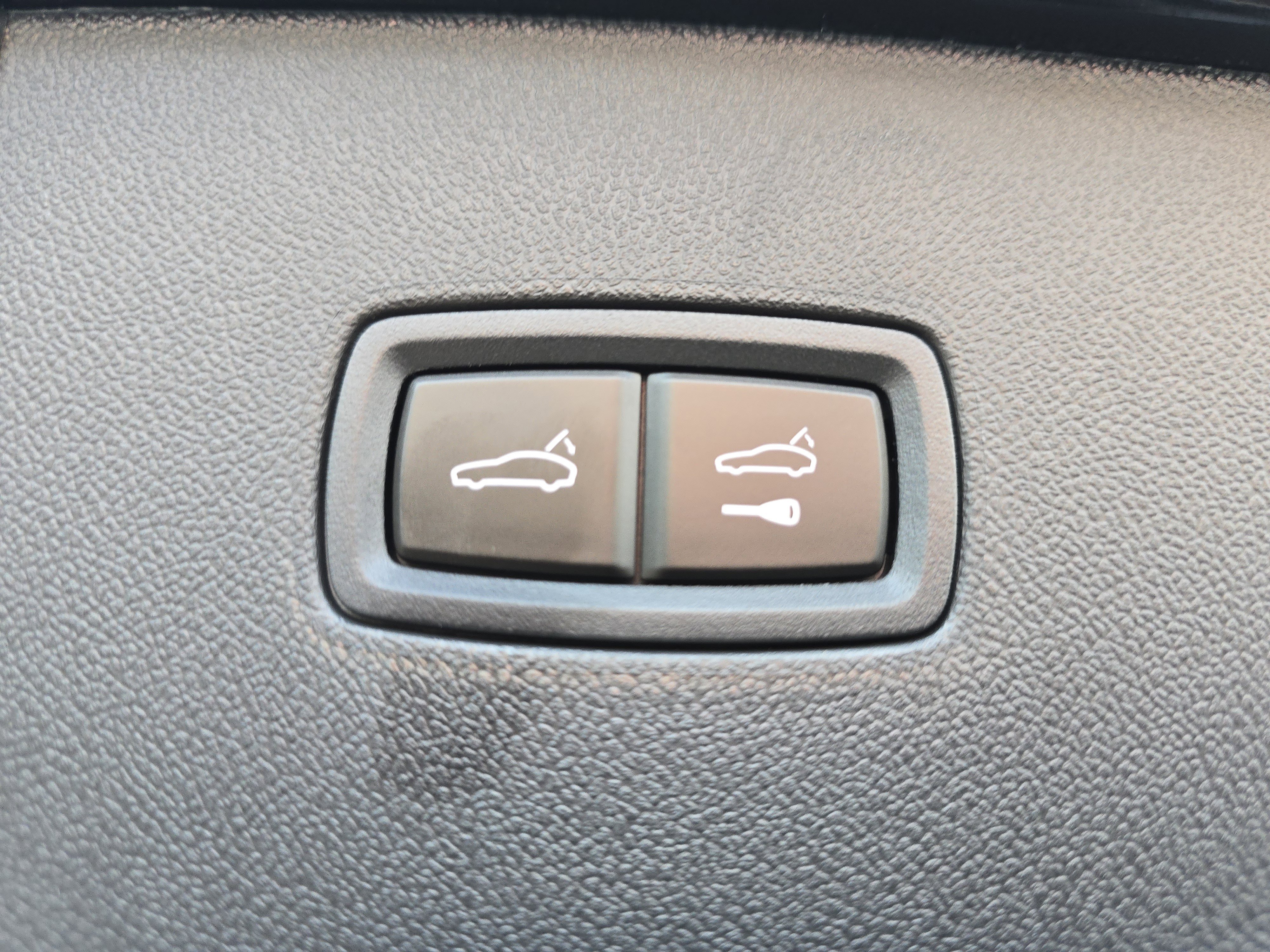 New 2026 Porsche Cayenne Coupe image 16