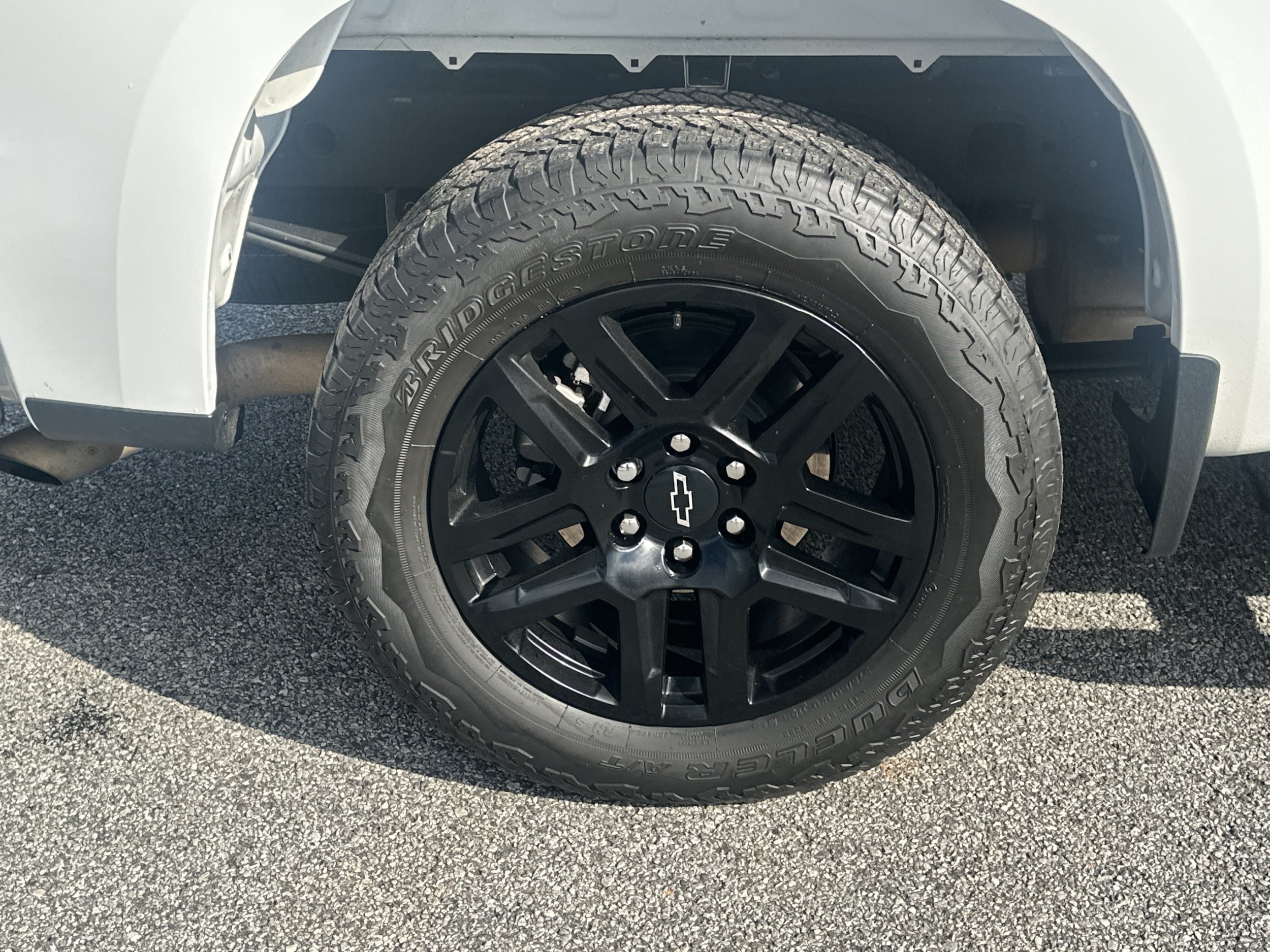 Used 2024 Chevrolet Silverado 1500 Custom w/ Turbomax Blackout Package RWD image 17