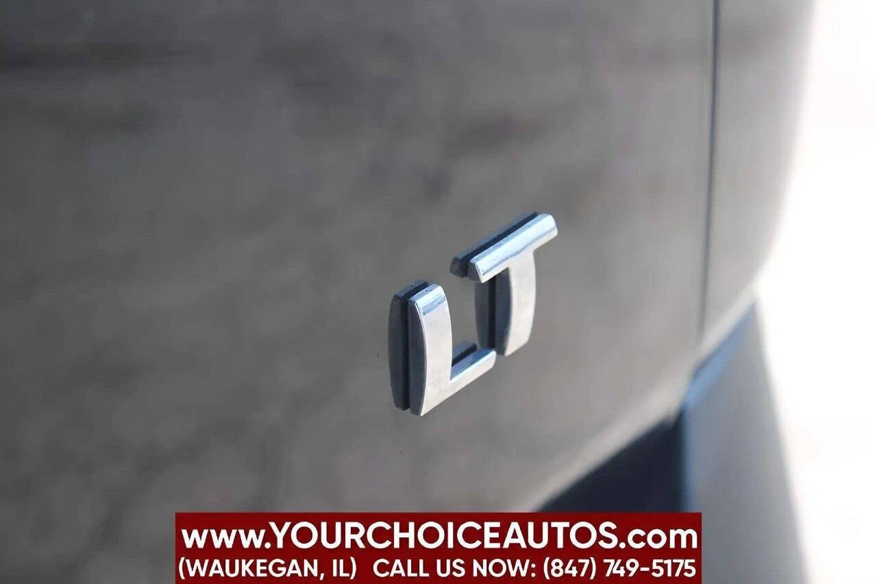 Used 2020 Chevrolet Traverse LT w/ Driver Confidence II Package image 10