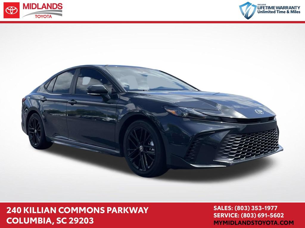Used 2026 Toyota Camry SE w/ Convenience Package FWD image 1