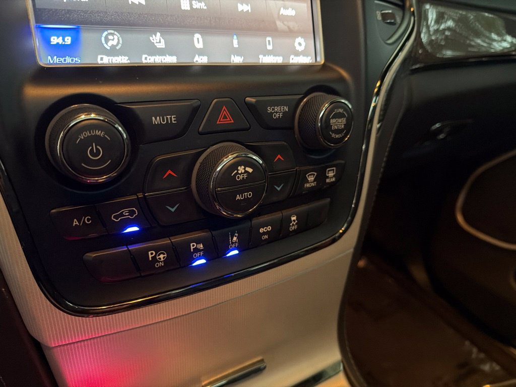 Used 2018 Jeep Grand Cherokee Trackhawk AWD/4WD image 52