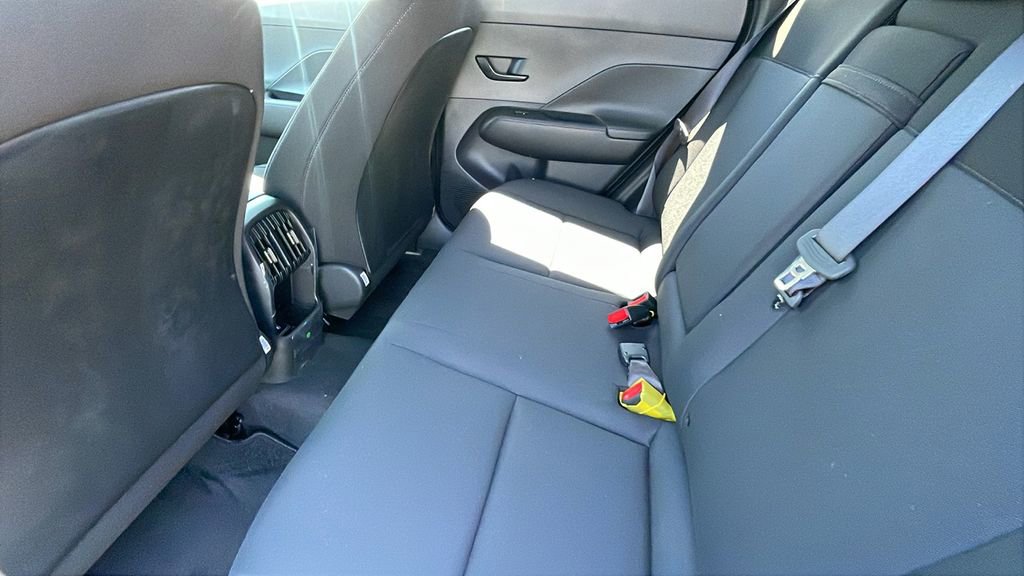 New 2025 Hyundai Kona SEL image 16