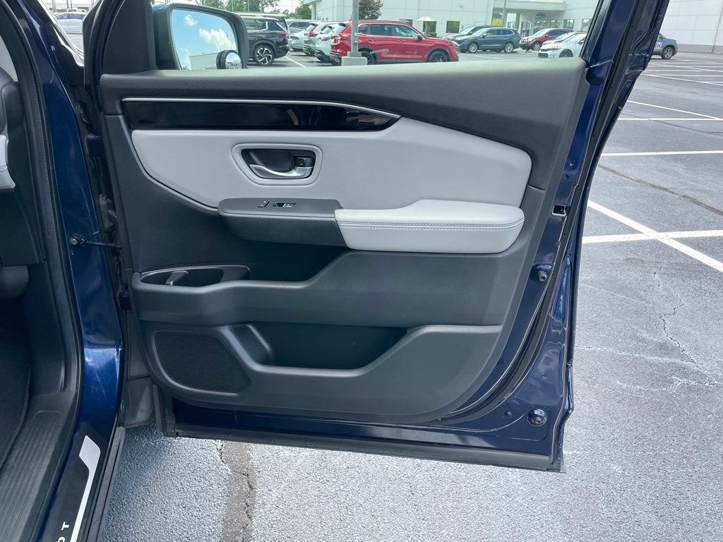 Certified 2024 Honda Pilot Touring image 28