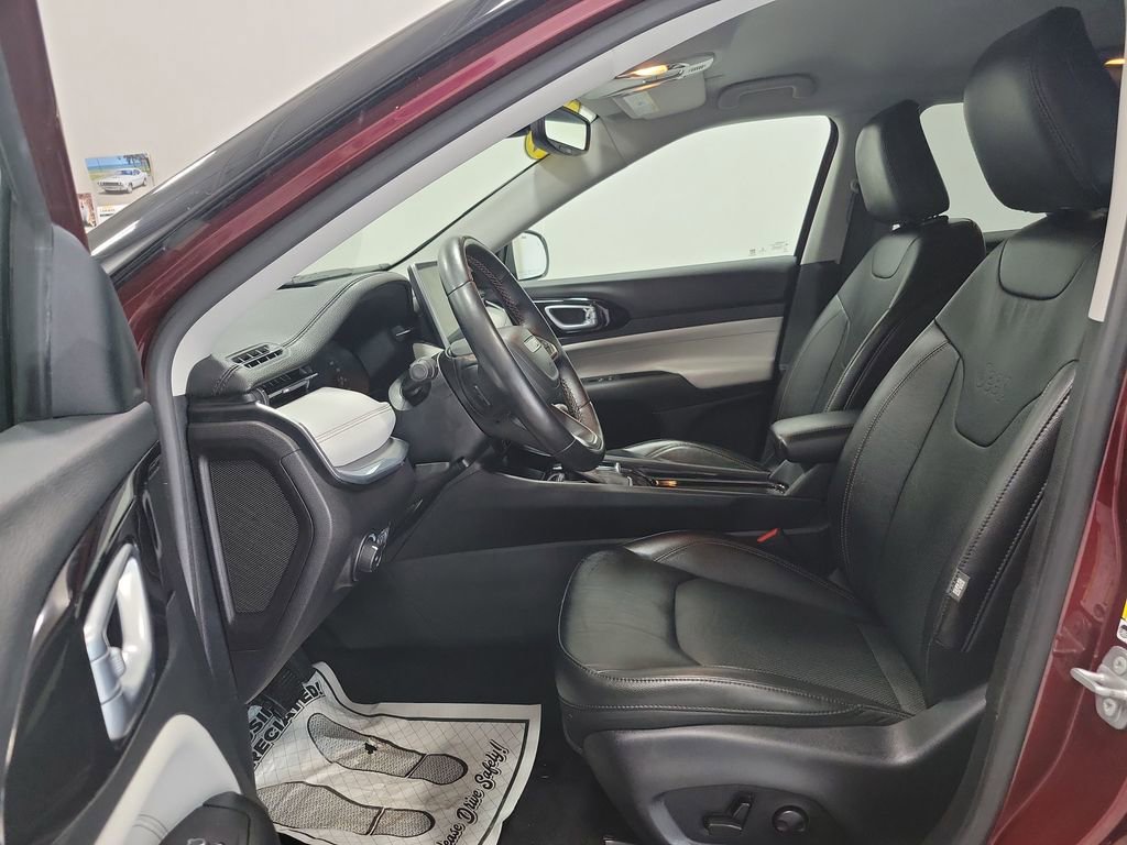 Used 2022 Jeep Compass Limited image 30