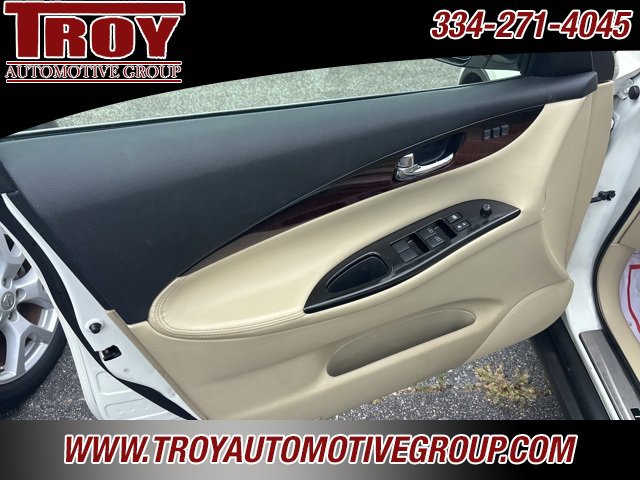 Used 2016 INFINITI QX50 2WD w/ Premium Plus Package image 34