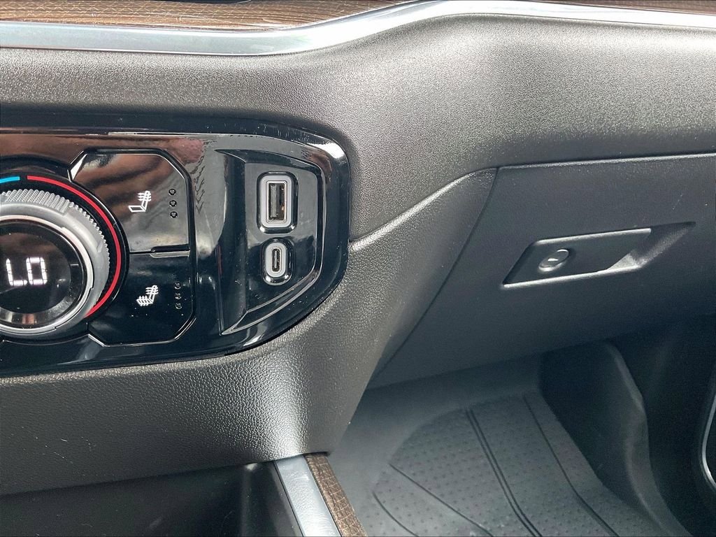 Used 2024 Chevrolet Silverado 1500 RST AWD/4WD image 24