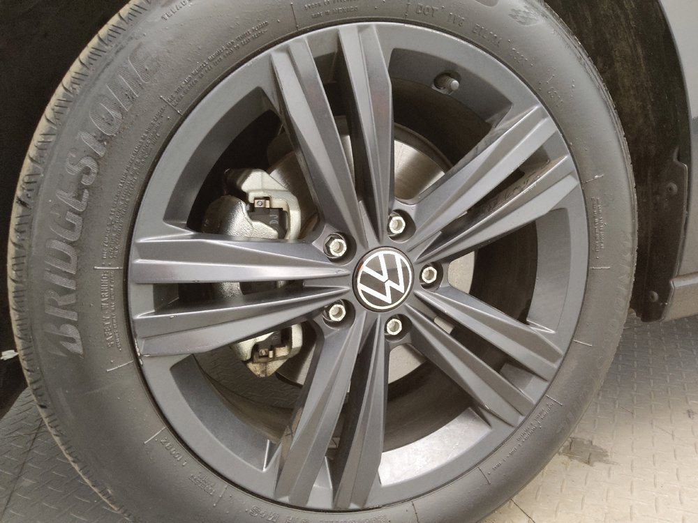 Used 2022 Volkswagen Jetta SE w/ Panoramic Sunroof Package image 31