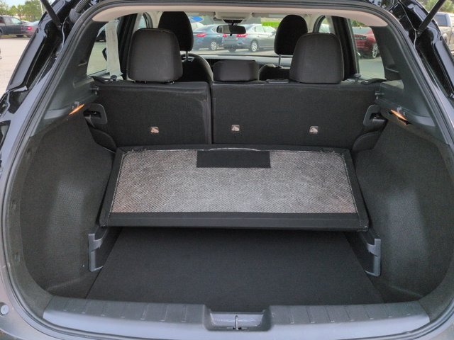 Used 2025 Nissan Kicks SV FWD image 12