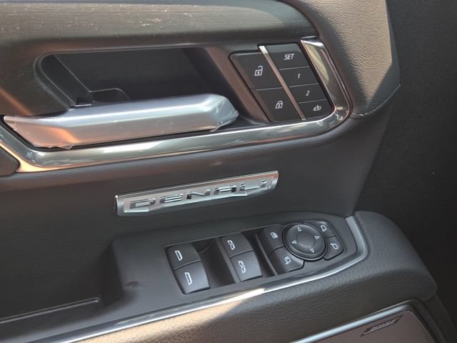 New 2026 GMC Sierra 1500 Denali w/ Denali Reserve Package AWD/4WD image 28