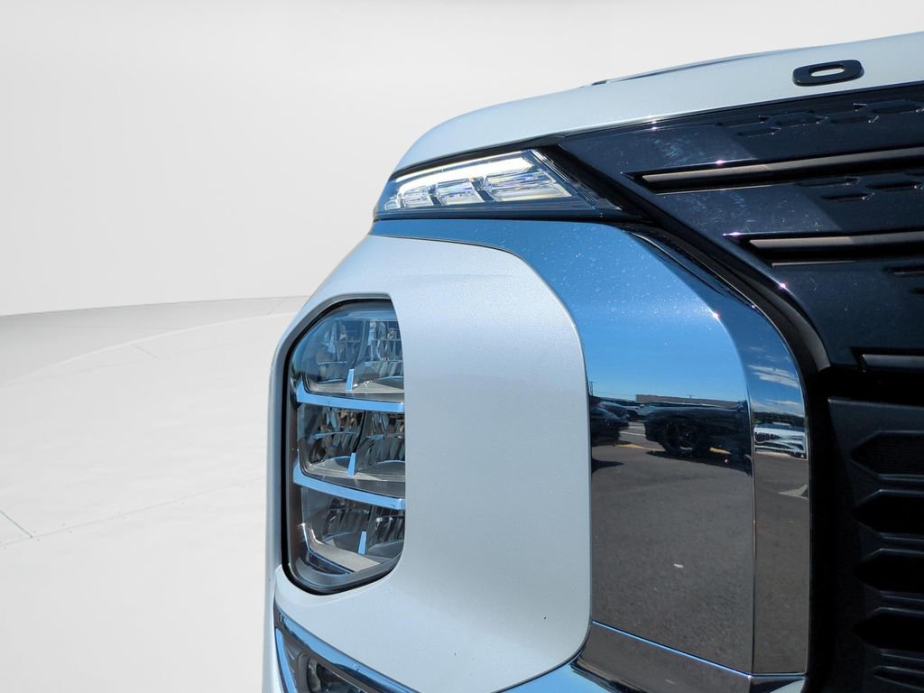 Used 2022 Mitsubishi Outlander SEL Black Edition image 9