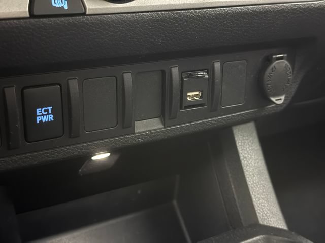 Used 2023 Toyota Tacoma SR5 RWD image 19