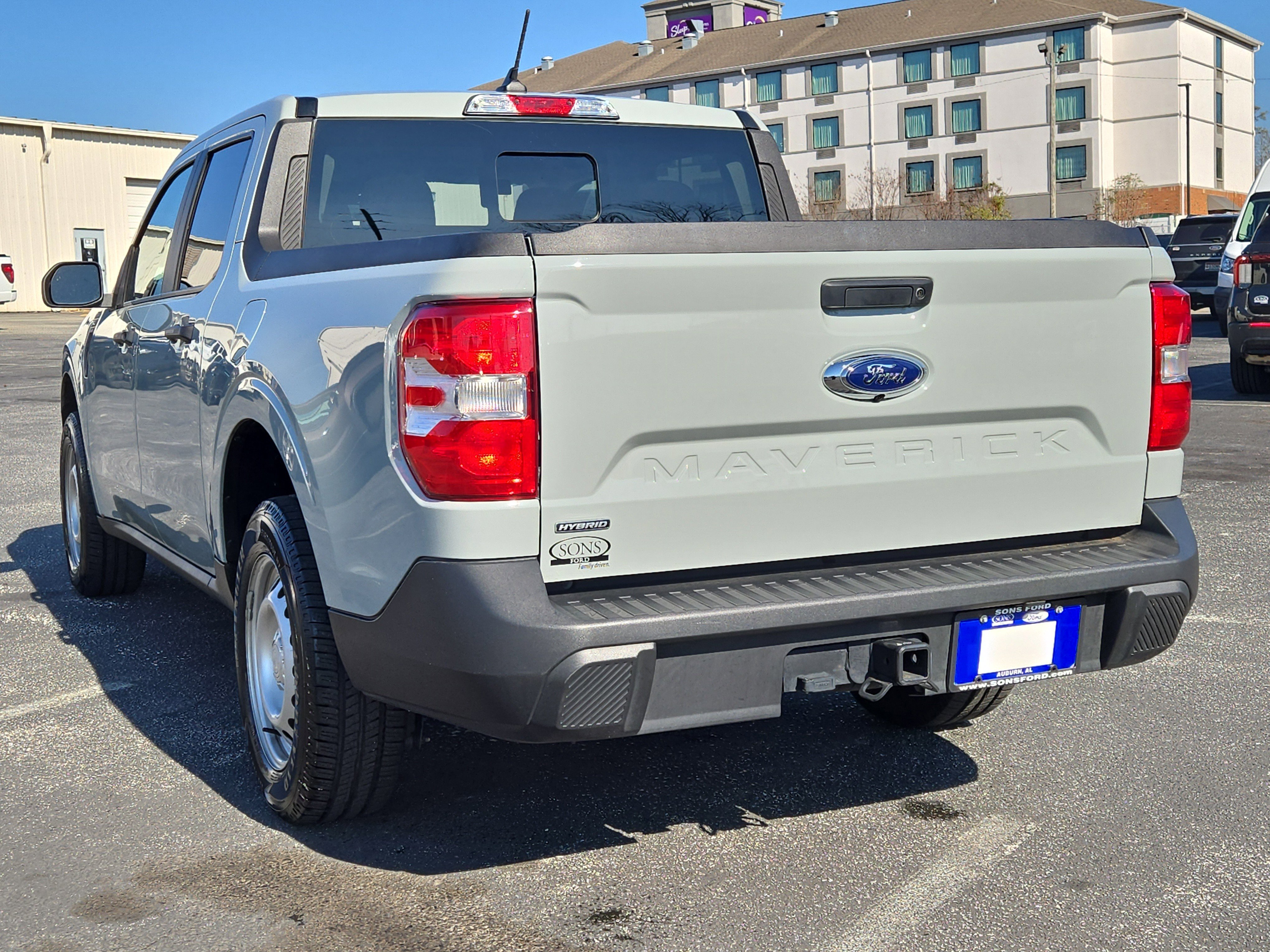 Certified 2023 Ford Maverick XL image 10