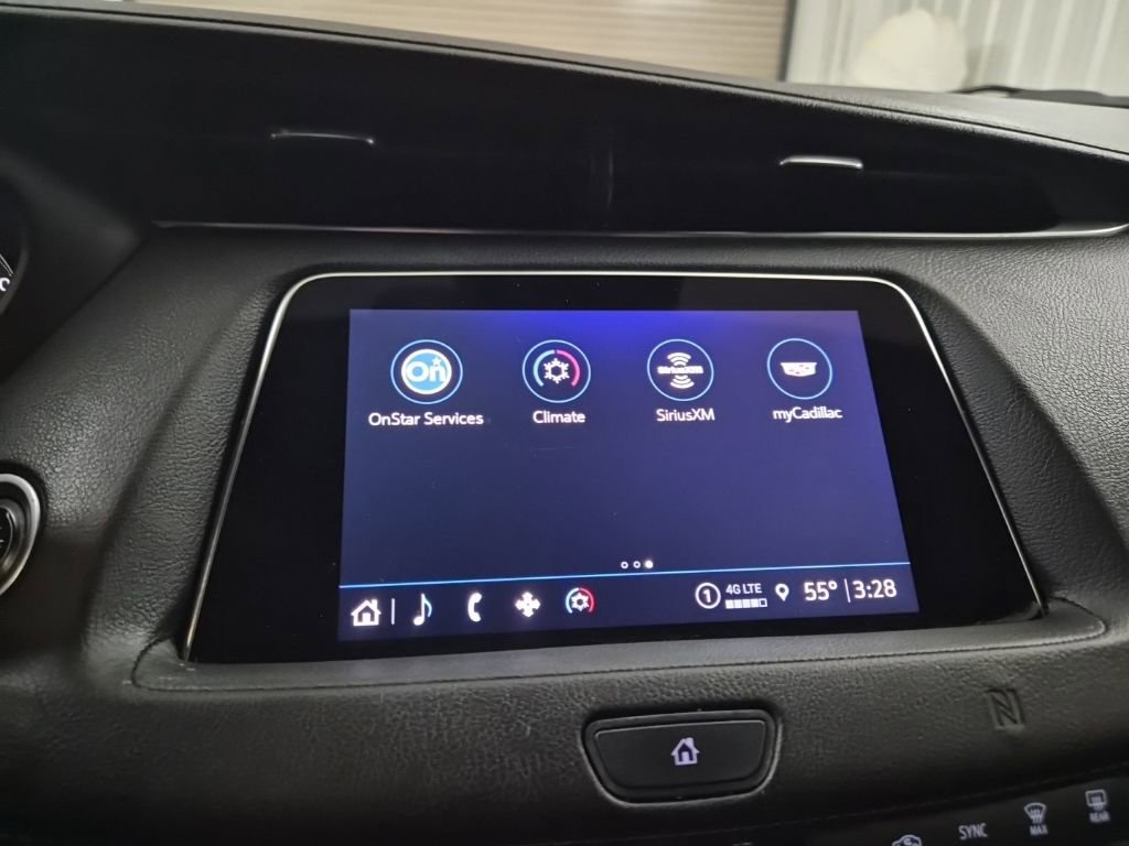 Used 2021 Cadillac XT4 Premium Luxury w/ Cold Weather Package image 27