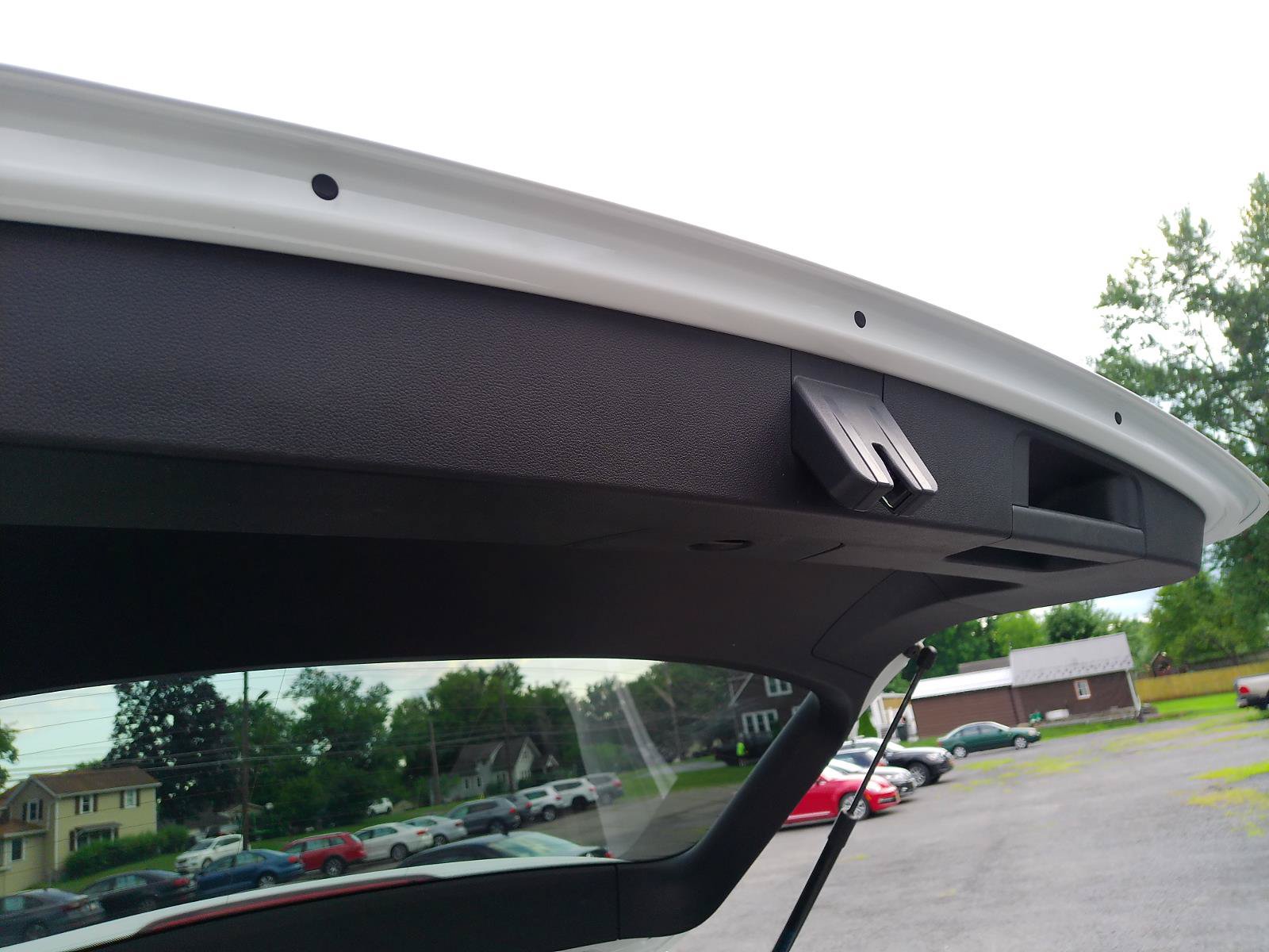 Used 2018 Volkswagen Tiguan SE w/ Panoramic Sunroof Package AWD/4WD image 39