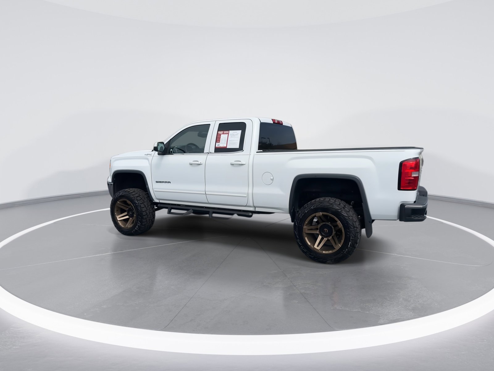 Used 2015 GMC Sierra 1500 SLE w/ SLE Value Package image 7