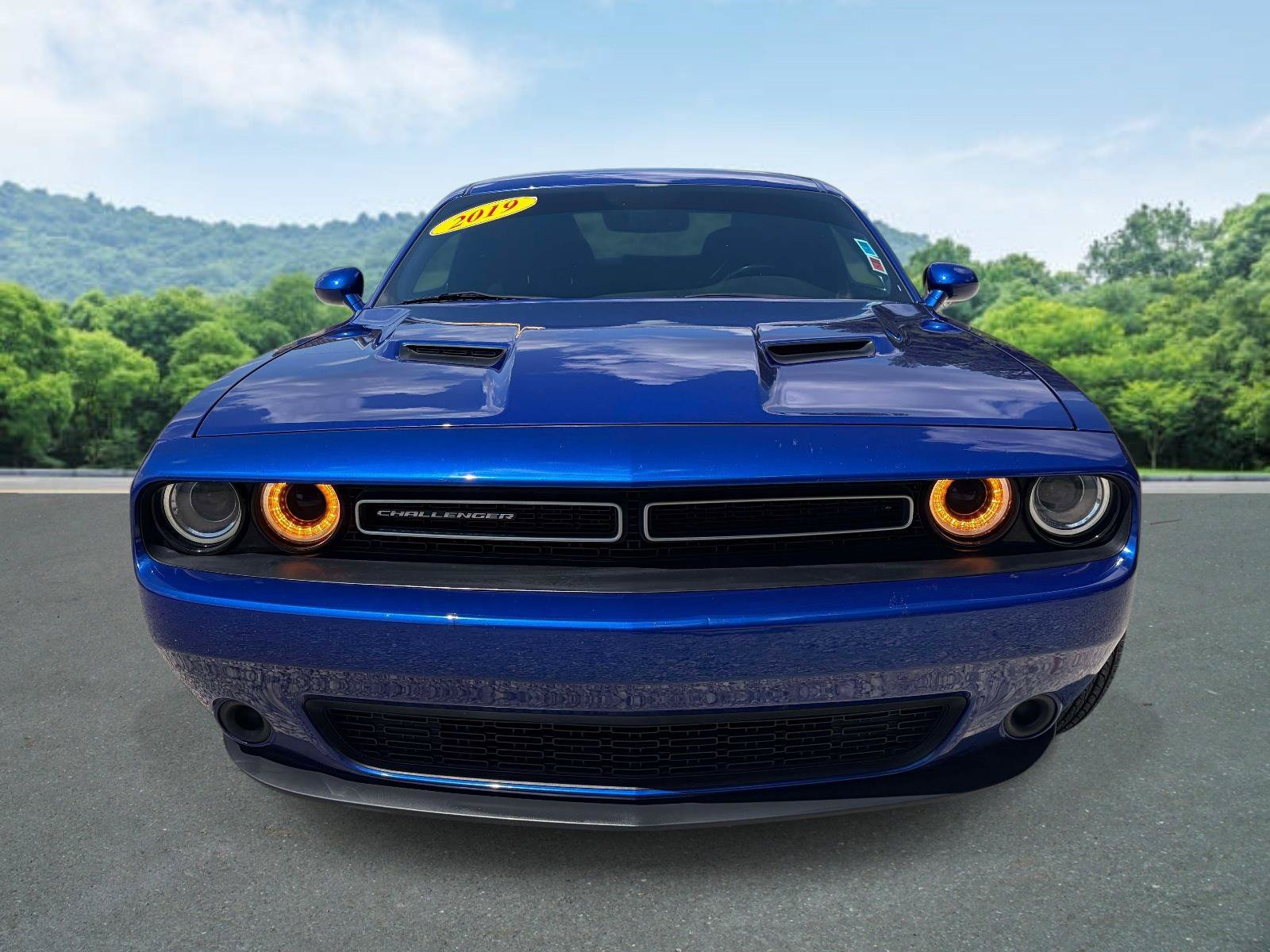 Used 2019 Dodge Challenger SXT RWD image 26