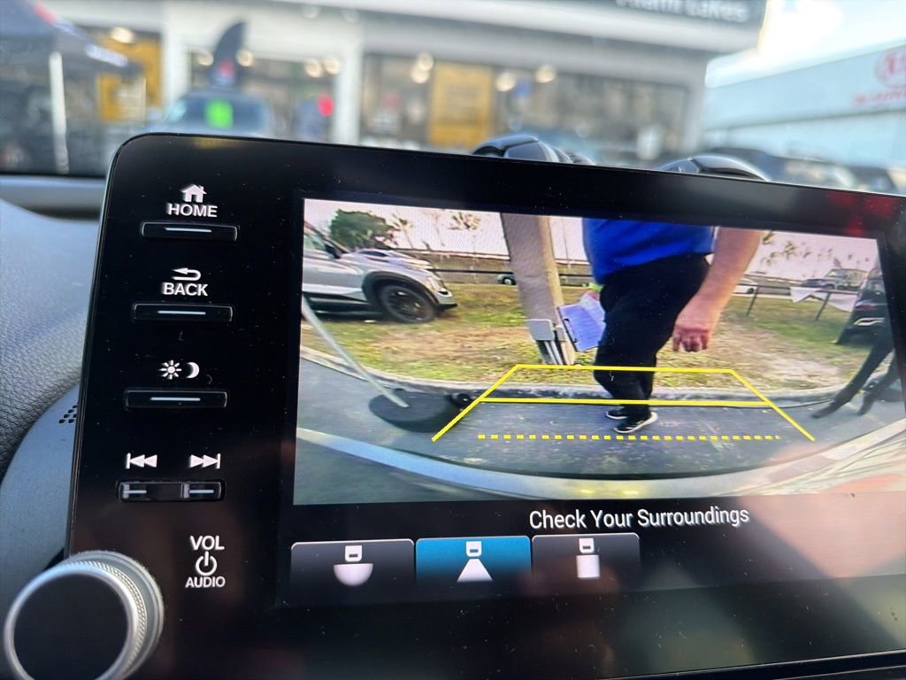 Used 2019 Honda Accord Sport image 3