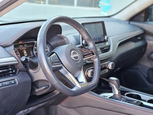 Certified 2024 Nissan Altima 2.5 SR image 12