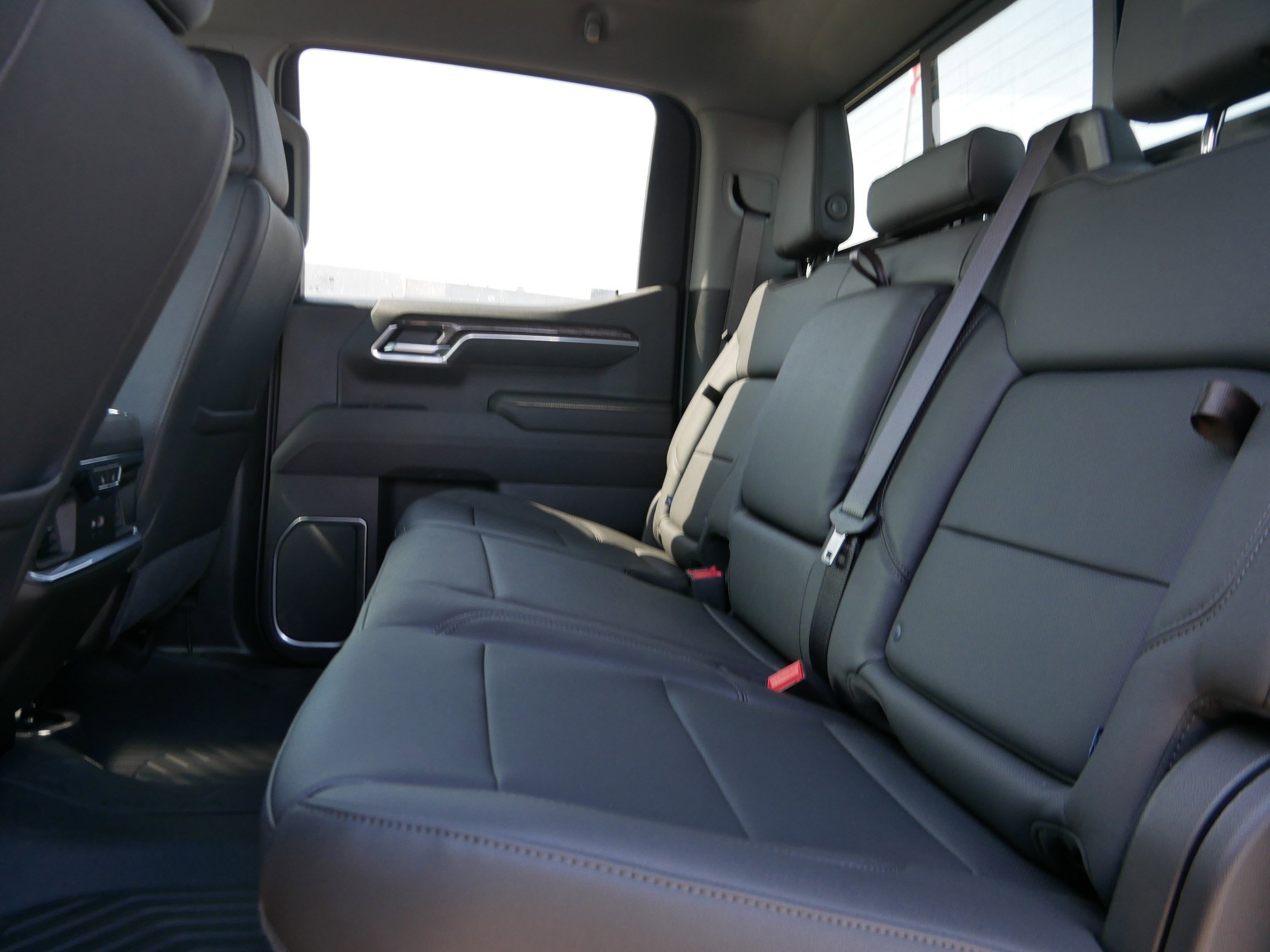 New 2026 Chevrolet Silverado 1500 LTZ AWD/4WD image 5
