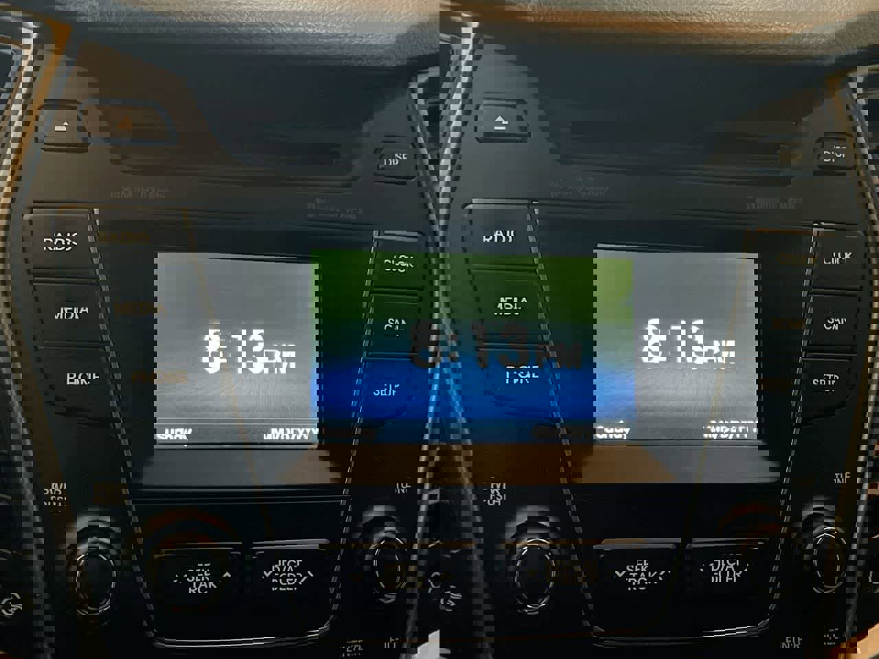 Used 2014 Hyundai Santa Fe Sport w/ Popular Equipment Package 02 image 16