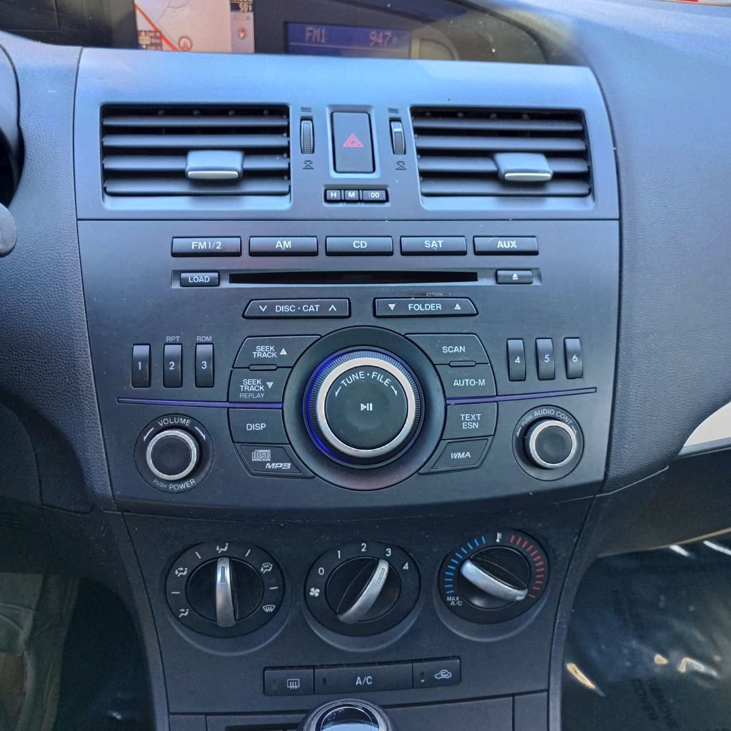 Used 2012 MAZDA MAZDA3 i Grand Touring image 15