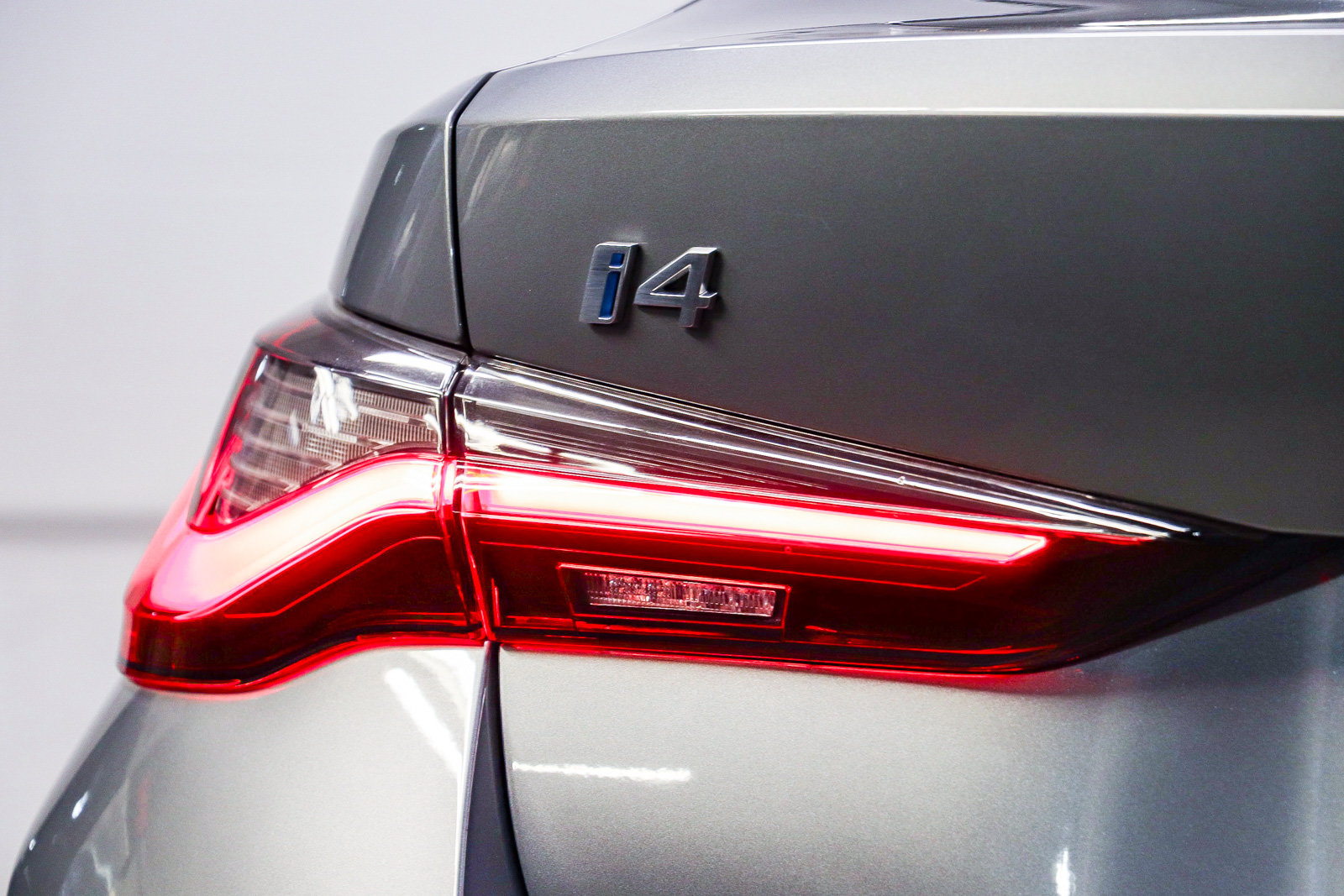 Used 2023 BMW i4 eDrive35 w/ Parking Assistance Package RWD image 7