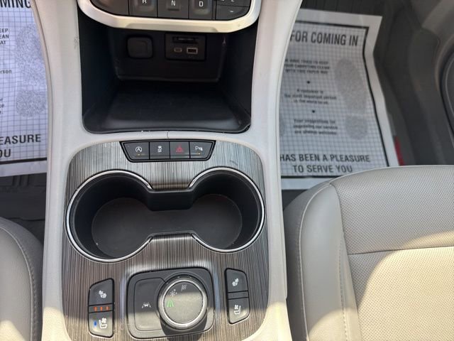 Used 2023 GMC Acadia SLT w/ Technology Package FWD image 35