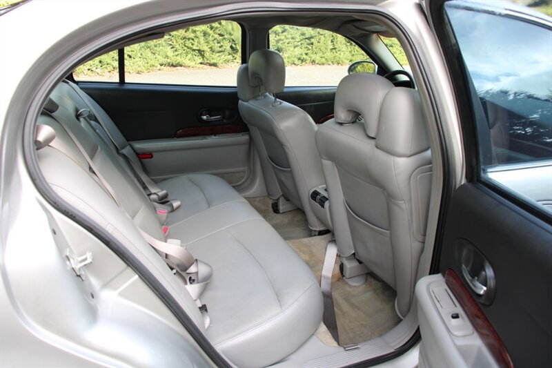 Used 2004 Buick Le Sabre Limited FWD image 6