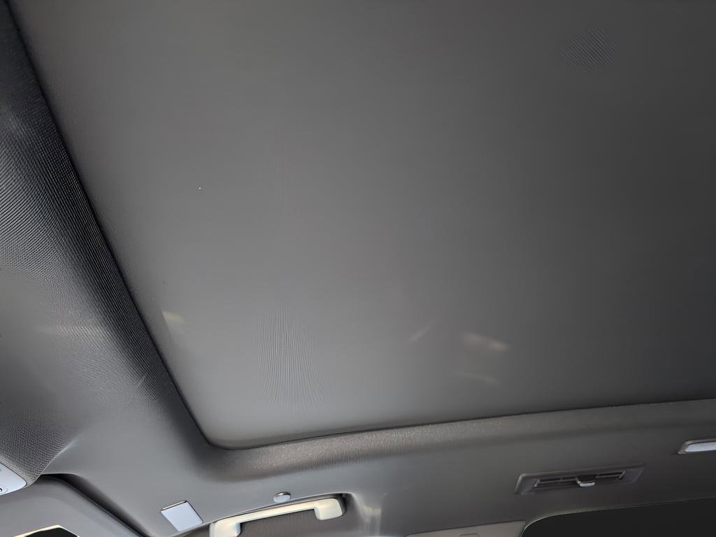 Used 2025 Buick Enclave Avenir w/ Super Cruise Package image 22