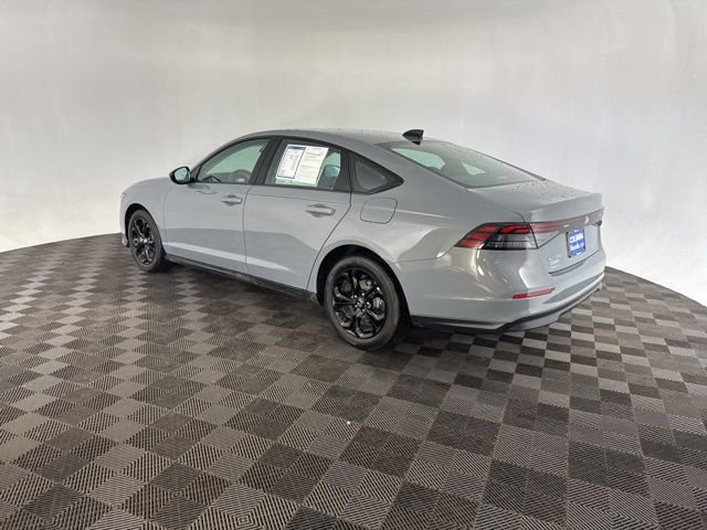 Certified 2025 Honda Accord SE image 10